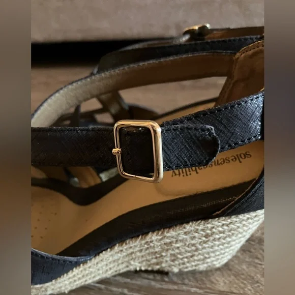 Sole Sensibility Navy Wedge Size 9 - Picture 5 of 7